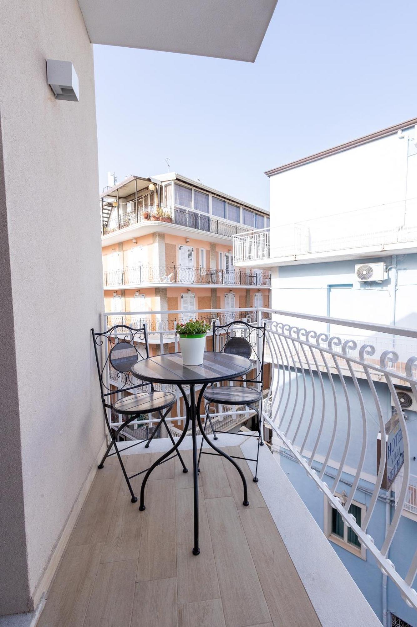 Perla Sul Mare Apartments جيارديني ناكسوس المظهر الخارجي الصورة